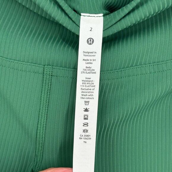 Lululemon Base Pace‎ High-Rise Short 8" Ribbed Nulux Everglade Green Size 2 - Picture 5 of 10